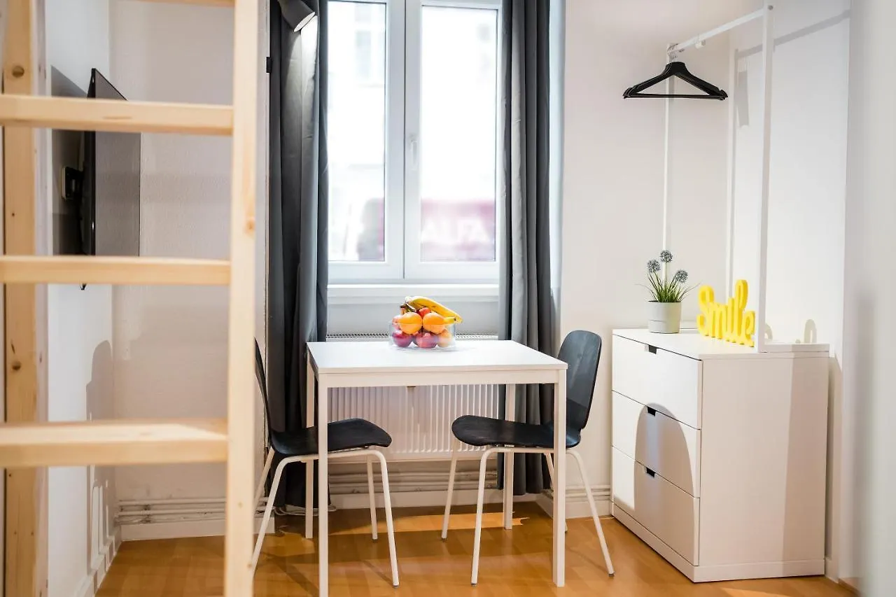 Apartment Ferienwohnung Cosy Box At Boxhagener Platz Berlin